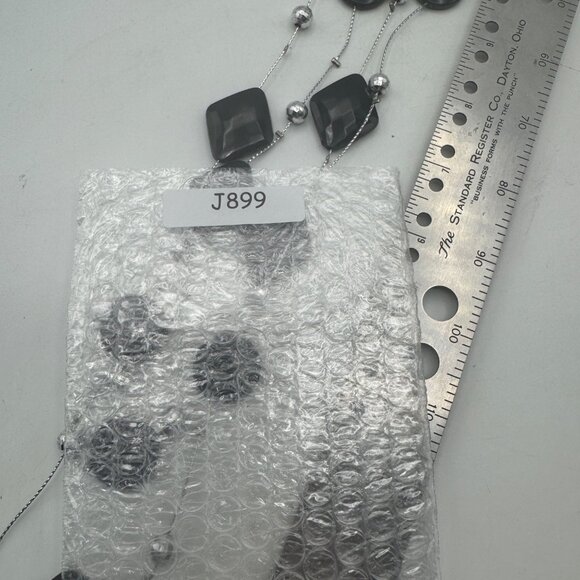 Black Silver Double Strand Bead Necklace 21 Inches Lobster Clasp Stylish Design - Picture 5 of 5